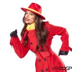 female detective cosplay April Olsen as Carmen Sandiego